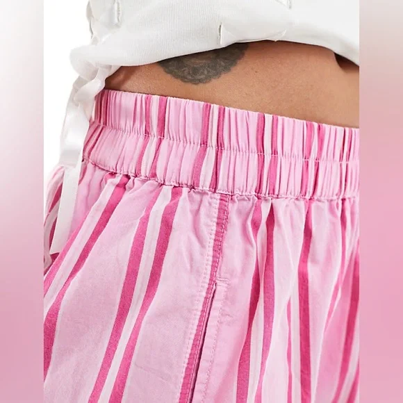 FREE PEOPLE GET FREE PULL ON STRIPED SHORTS - Picture 9 of 9